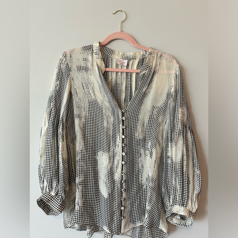 Parker NYC Silk Black and White Blouse Size M